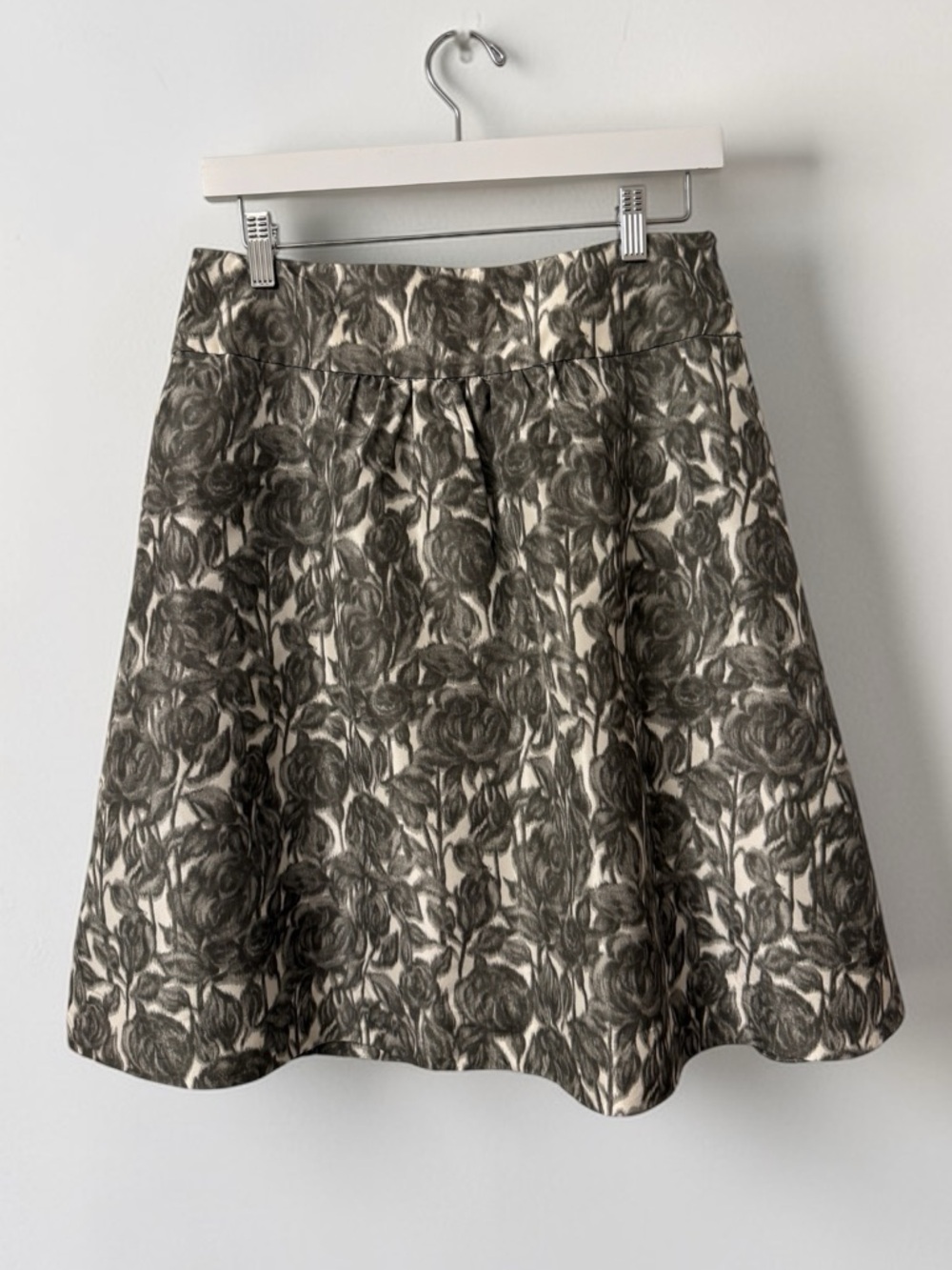 J. Crew Belle Rose Print Silk Taffeta Skirt Size 6 Office Classic Style Gray